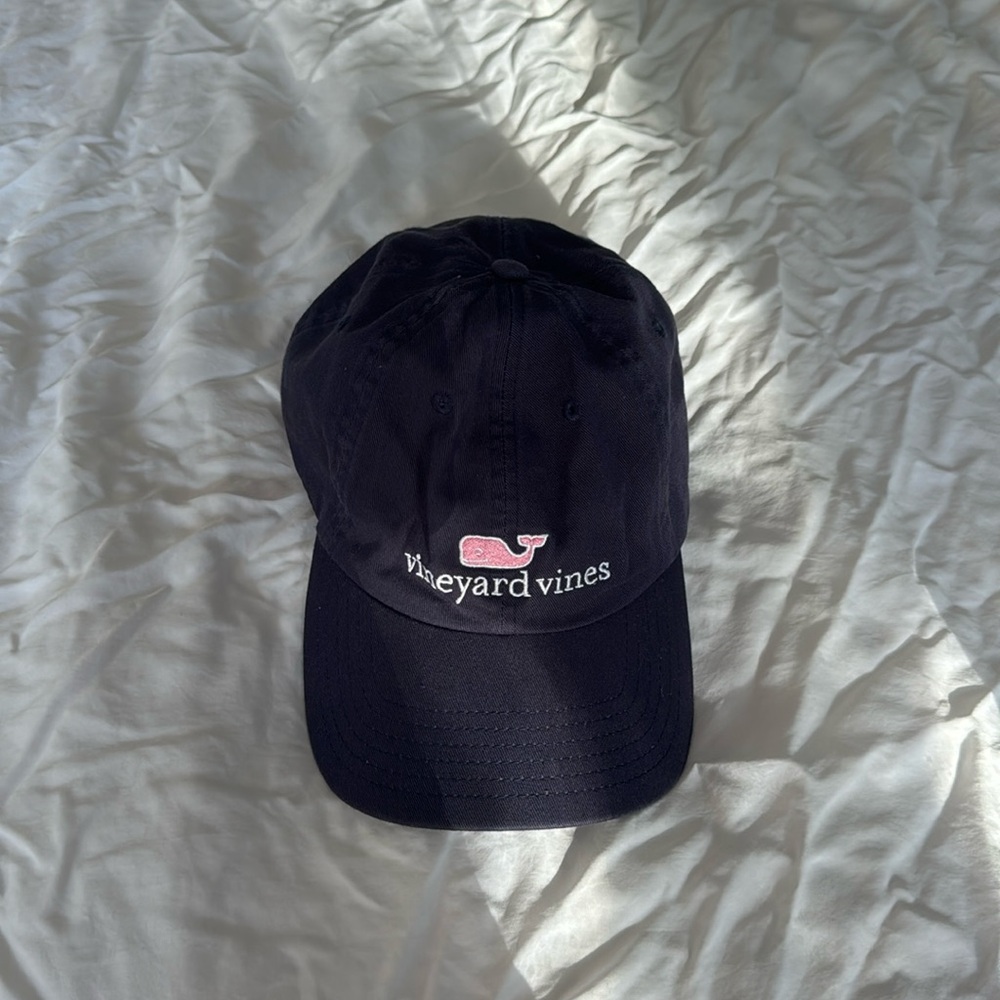 vineyard vines navy hat